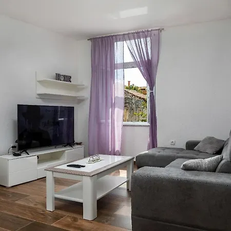 Apartment Fuer 2 Personen Ca 55 Qm In Pula, Istrien Istrische Riviera